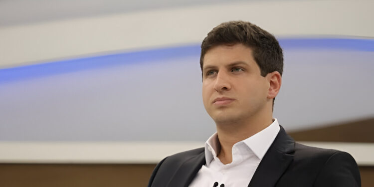 João Campos compra livros superfaturados a R$ 1.690 a unidade e justifica: “erro de calculo”.