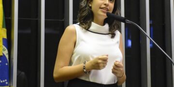 Denúncias Sem Prova? Tabata Amaral Propõe Mudança Controversa na Lei Maria da Penha