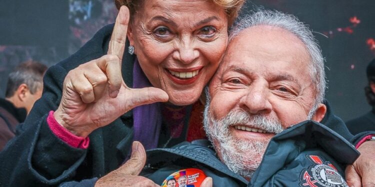 Ex-presidente Dilma Rousseff recebera indenização no valor de 100 mil reais