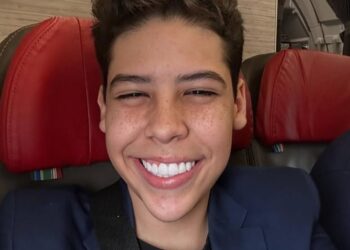 Pastor mirim é banido de pregar em redes pelo Conselho Tutelar