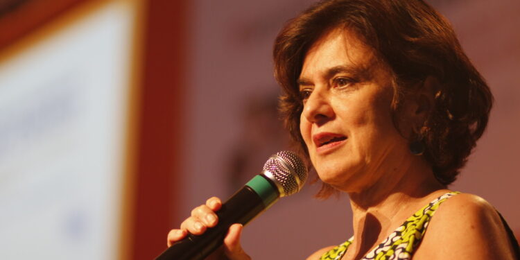 Demitida, Nísia Trindade é premiada com R$ 265 mil para “não trabalhar”